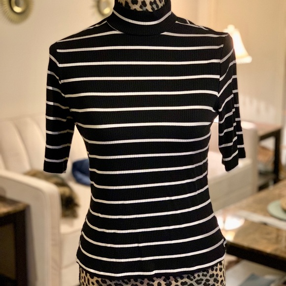 ✨ POPSUGAR ✨ | Elbow Sleeve Striped Mock neck | Size M - Picture 2 of 4